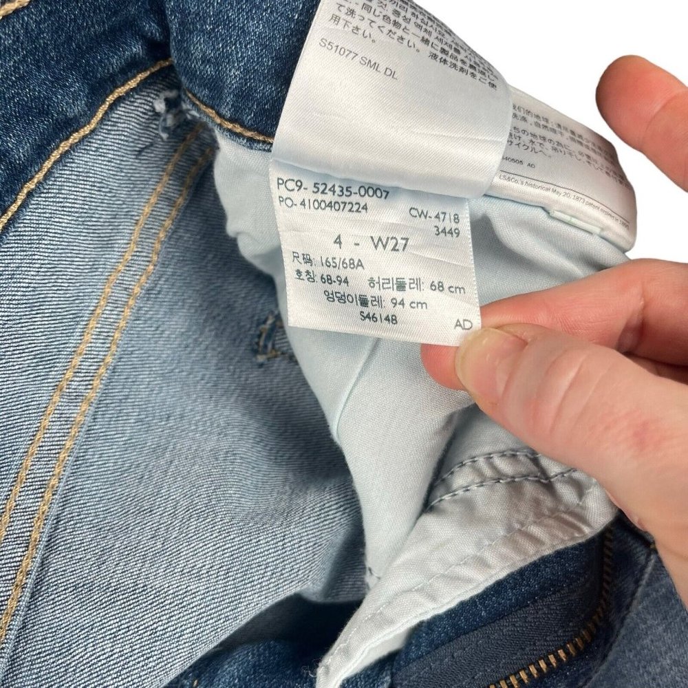 Levi's Jeans Classic‎ Capri Blue High Rise Stretch Denim Pants Women's Size 4 - Picture 9 of 16